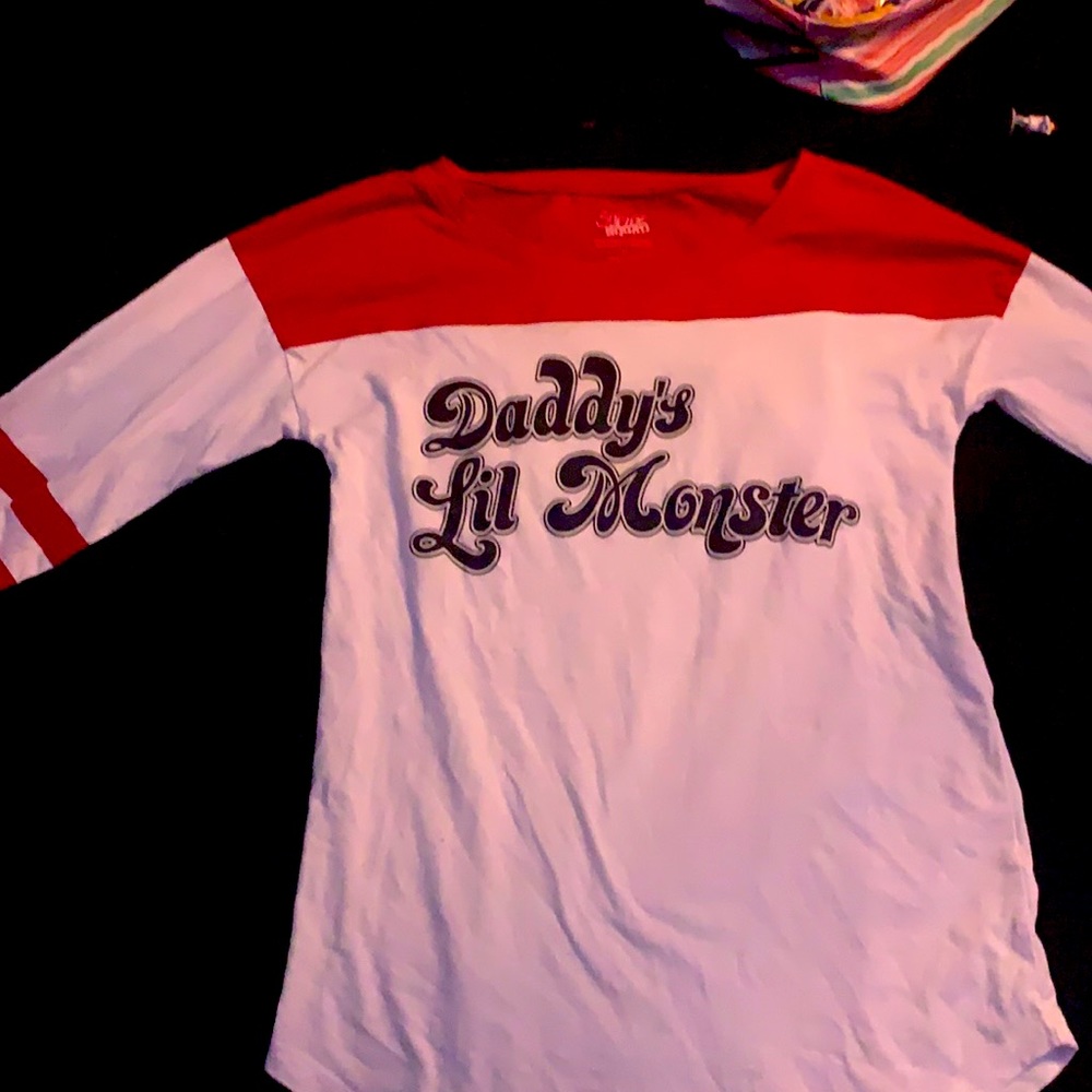 Mid sleeve suicide squad shirt